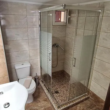 Daire Kosta's Apartments. *