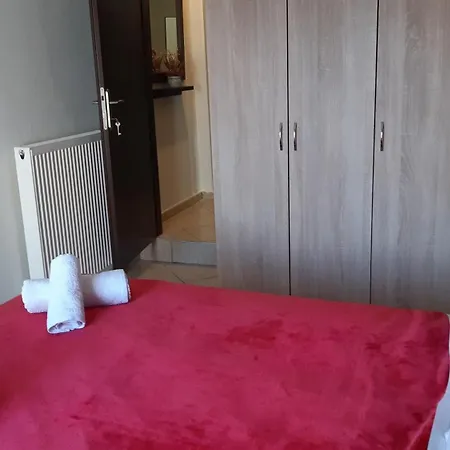 公寓 Kosta's Apartments. Néa Péramos