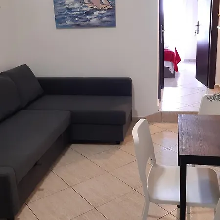 Kosta's Apartments.