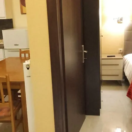 Kosta's Apartments. * Nea Peramos (Macedonia)