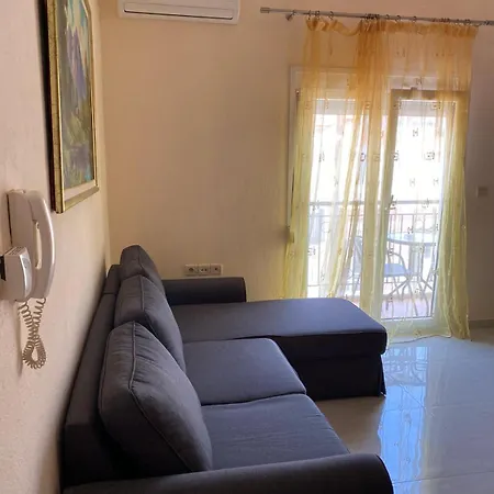Kosta's Apartments. 公寓 Néa Péramos