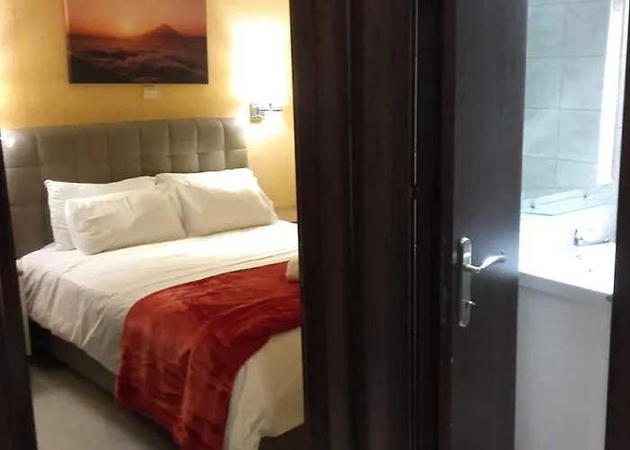 Апартаменты Kosta's Apartments. *